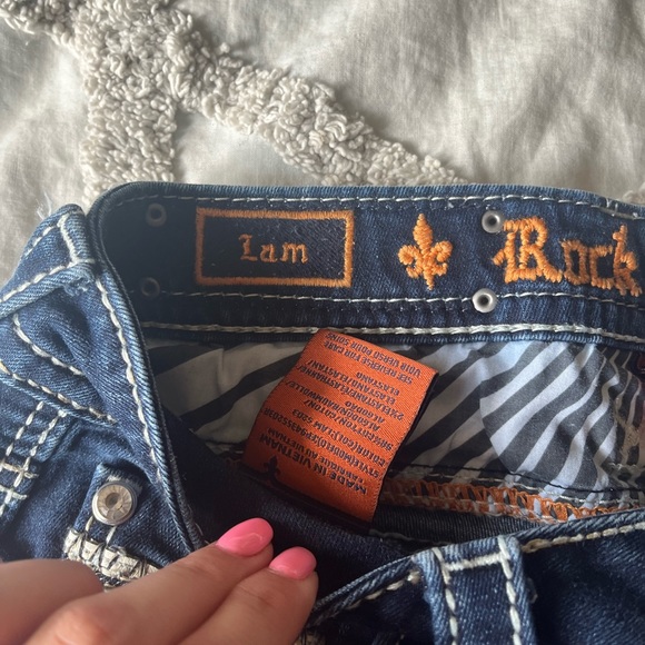 Skinny Rock Revival Dark Wash Jeans✨ - Picture 8 of 10